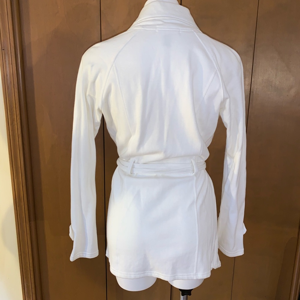 Cream jacket - Picture 7 of 8